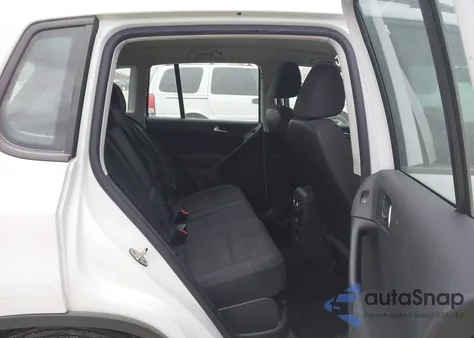 2015 Volkswagen Tiguan S from USA, damaged, VIN WVGBV7AX9FW610754